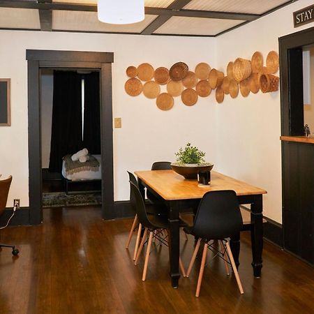 Cozy Atl Getaway - 5 Min From Airport & Downtown Villa Atlanta Exterior photo
